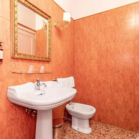 Hotiday Collection - 酒店