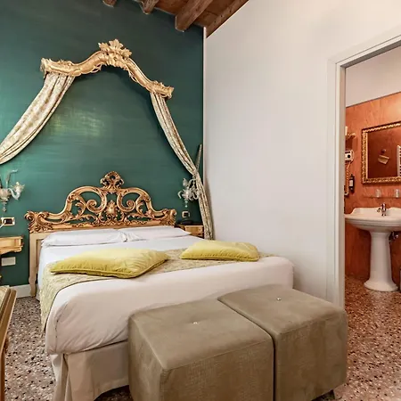 Hotel Hotiday Collection - 3*