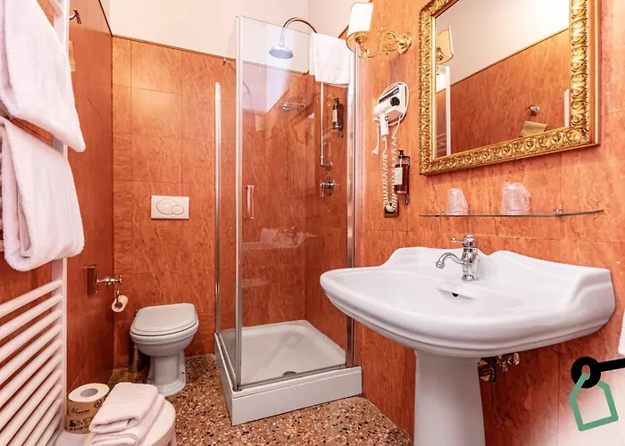 Hotel Hotiday Collection -